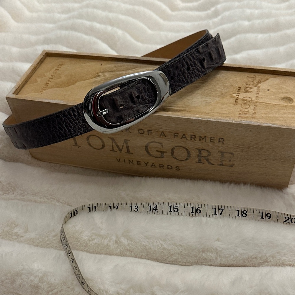 Italian Leather Belt w Oval Silver Buckle